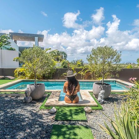 Lama Y Solo Unique Private Room Walking Distance To The Beach Palm Beach Exterior foto