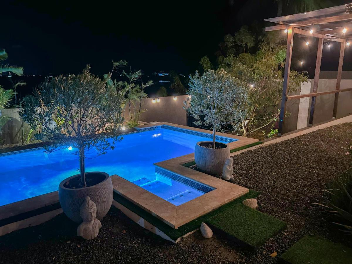 Lama Y Solo Unique Private Room Walking Distance To The Beach Palm Beach Exterior foto